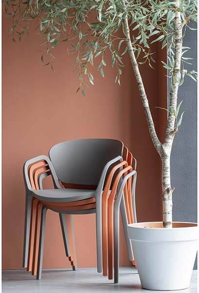 Trendhopper Bent eetkamerstoel kunststof taupe